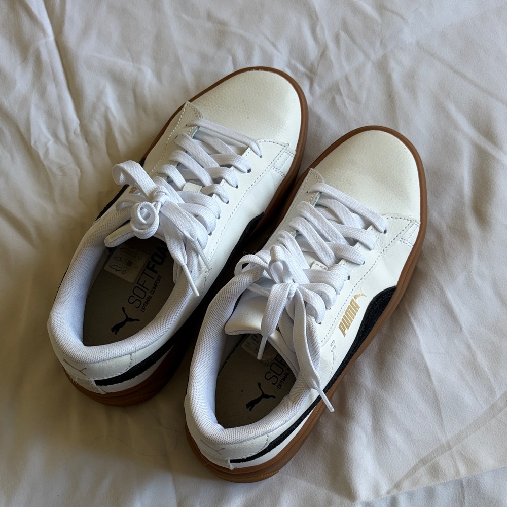 Puma White and Black Sneakers with Brown Accents